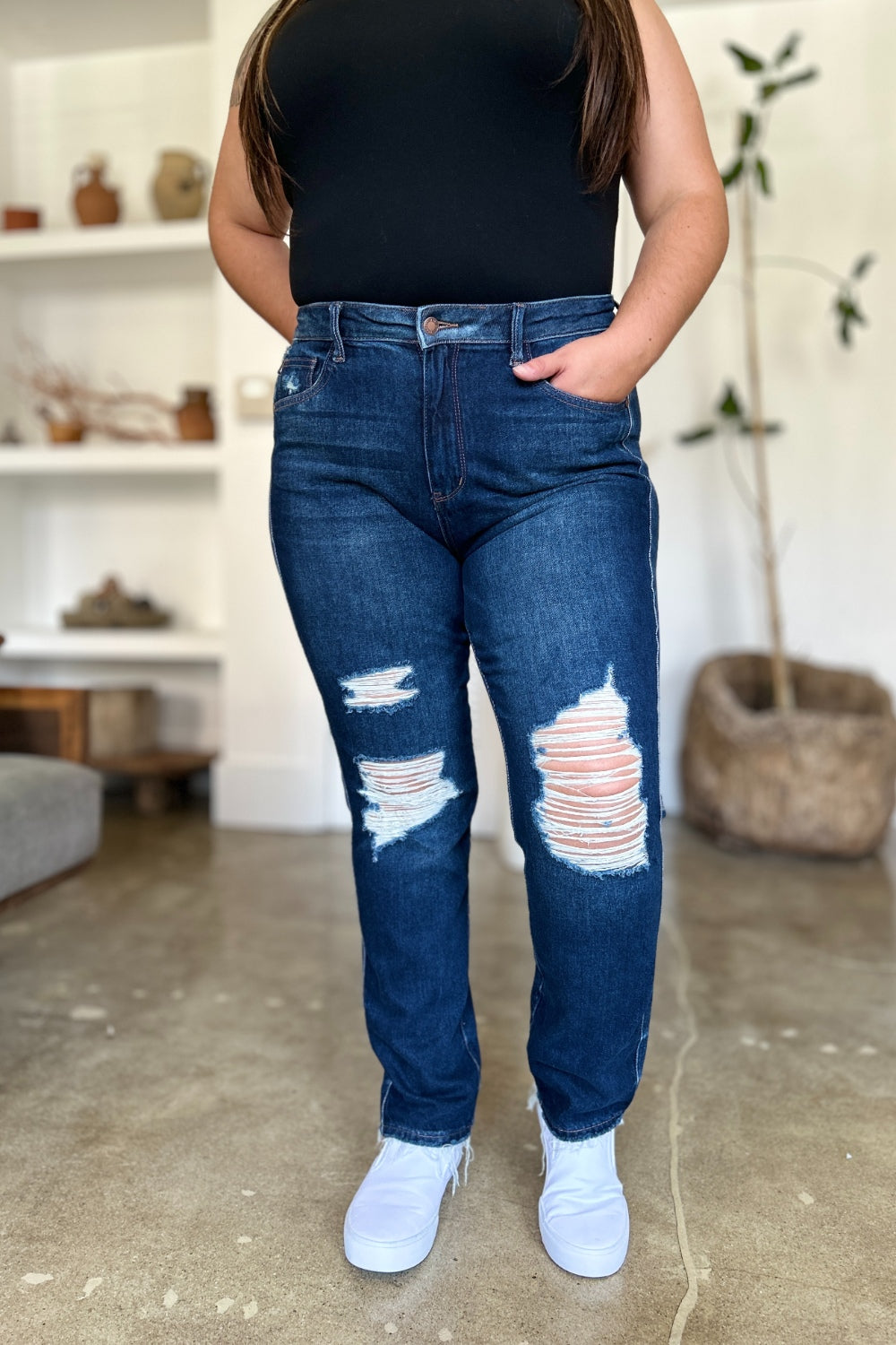Judy Blue High Waisted Rigid Magic Heavy Destroy Straight Leg Jeans 88819