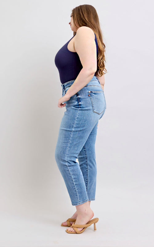 Judy Blue MR Vintage Wash Slim Fit w/ Cell Phone Pocket Jeans #82626
