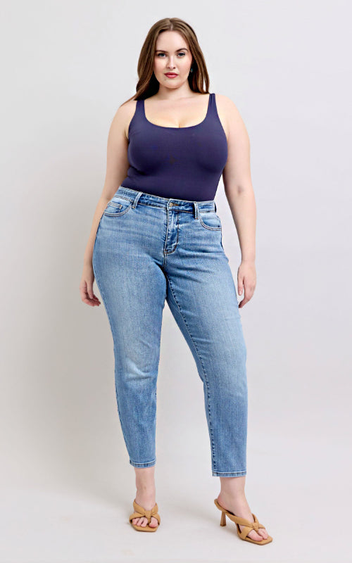 Judy Blue MR Vintage Wash Slim Fit w/ Cell Phone Pocket Jeans #82626