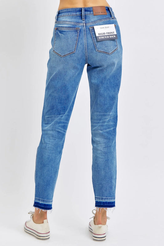 Judy Blue Mid Rise Rigid Magic Release Hem Boyfriend Jeans 88818
