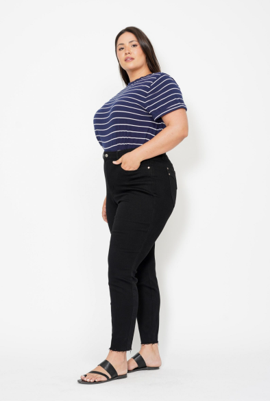 Judy Blue High Waisted Tummy Control Shield Pockets Skinny Jeans 88865