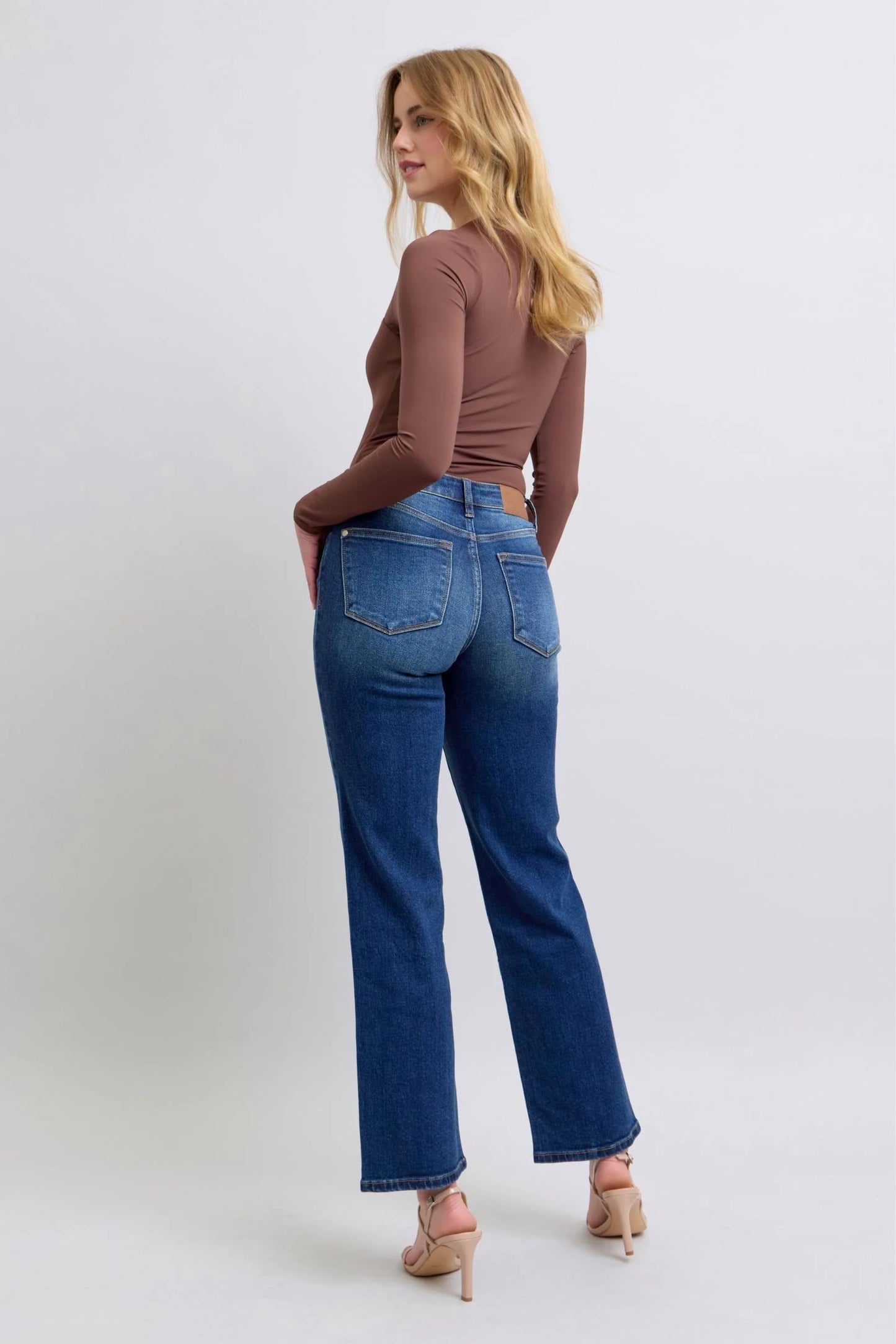 Judy Blue Mid Rise Side Seam Detail Straight Denim Jeans 82629