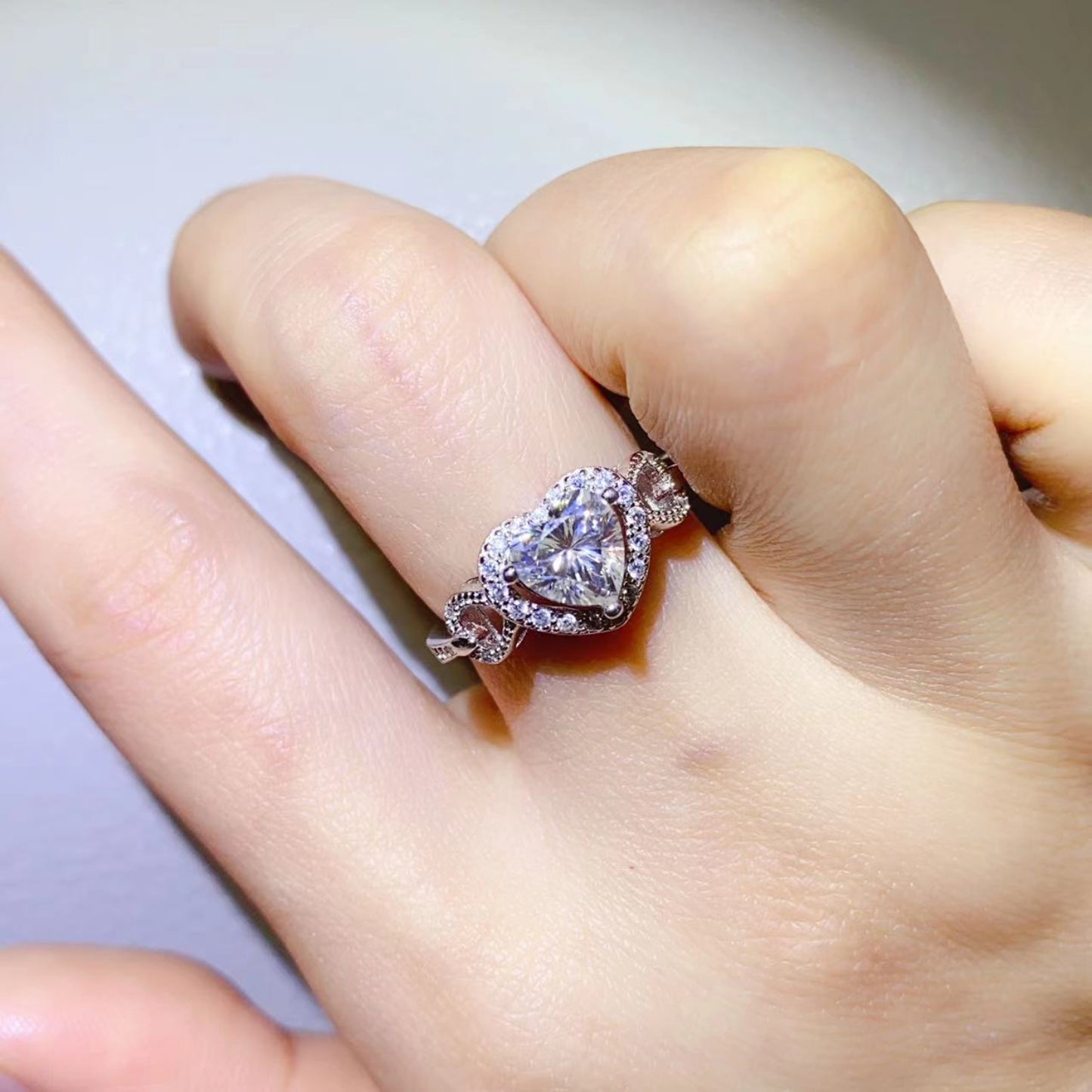 Stunning 925 Sterling Silver 1 Carat Moissanite Heart Shape Ring