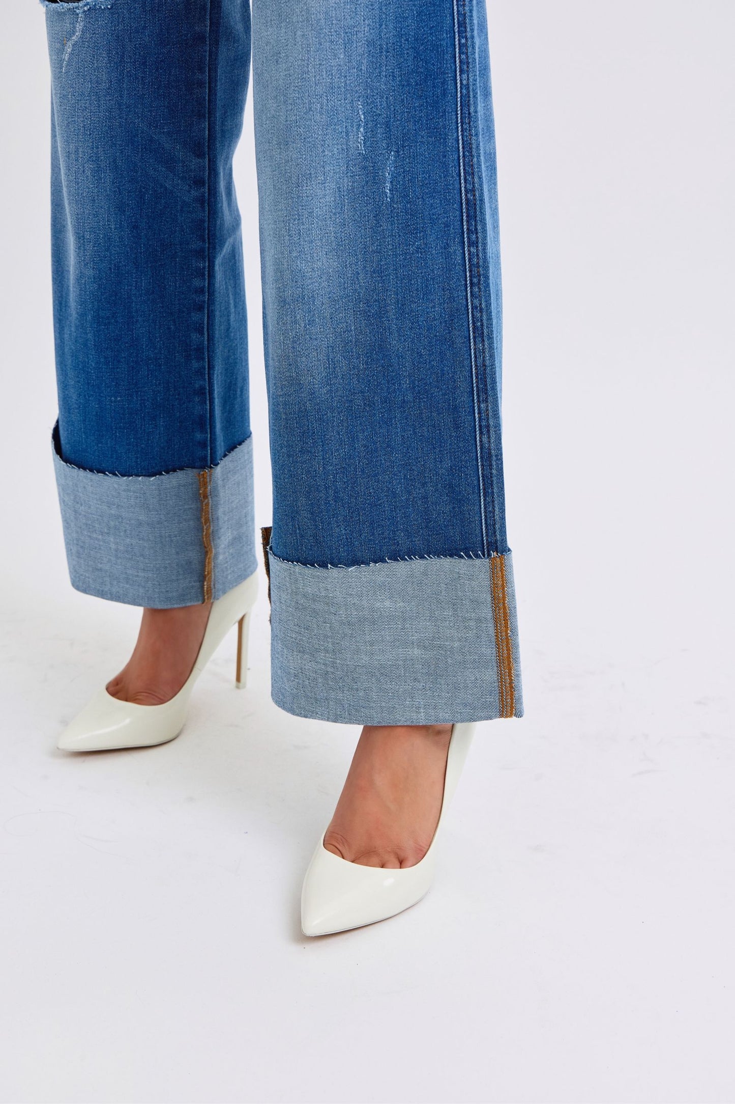 Judy Blue High Waist Medium Wash Retro Wide Leg w/ Cuff Jeans #82636